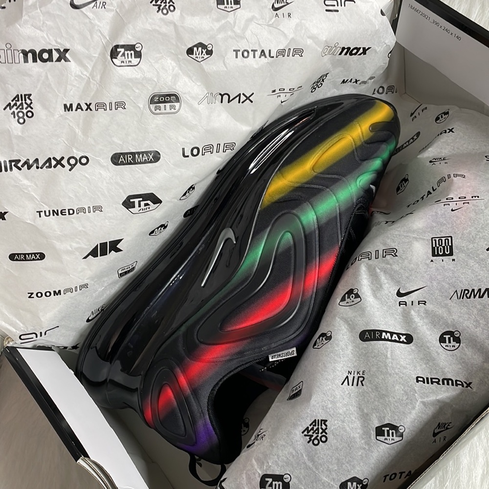 🔥🔥🔥Air Max 720 Size: 13🔥🔥🔥 - Picture 10 of 11
